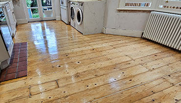 Wood Floor Fitting in Eltham, Greenwich, Hackney, Homerton, Mottingham, New Eltham, South Hackney, Victoria Park, E9