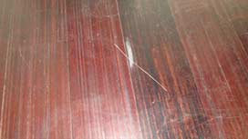 Precise floor scratch repair